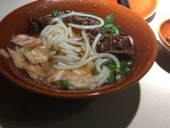 花溪牛肉粉-黔香阁(大上海时代广场店)