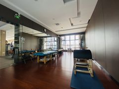 -金摩尔健身游泳(万象城鼎丰大厦店)