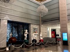 -上海虹桥西郊假日酒店