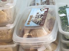盐水鹅-新镇江酒家(南京西路店)