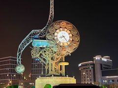 景点-世纪钟