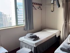 -裕和堂中医推拿艾灸(太古汇臻品店)