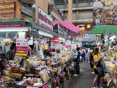 -瓦洛洛传统市场