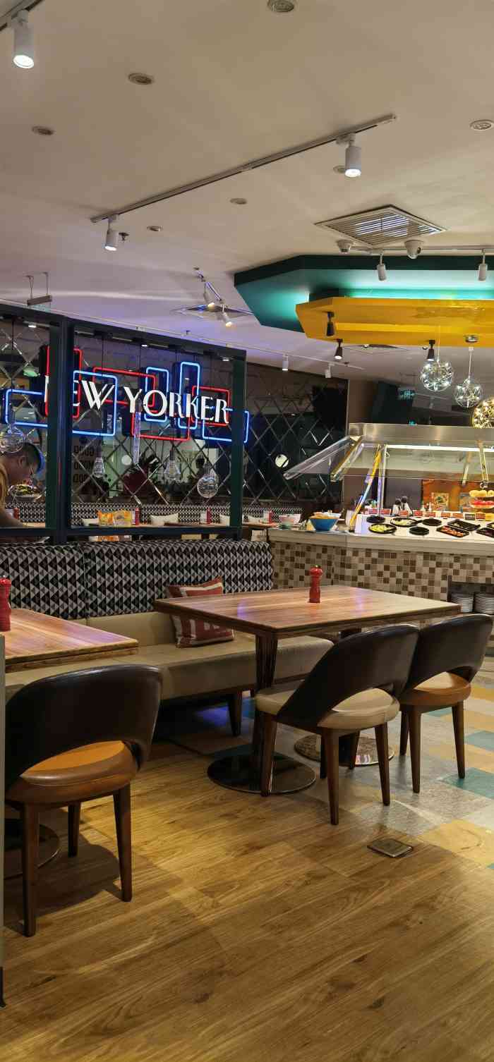 纽约客美式餐厅(新奥购物中心店)-"服务不错,菜品也很合口味!