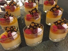 -亮马河饭店翠雅咖啡厅