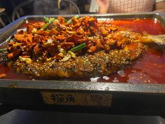-探鱼·鲜青椒爽麻烤鱼(天一广场店)