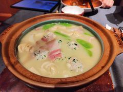 腌笃鲜荠菜丸子-A One Kitchen·南京精菜馆(德基广场店)