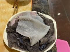 纯鲜毛肚-储奇门鳝鱼火锅(总店)