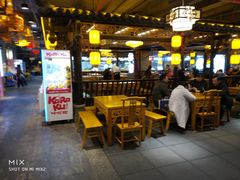 -八一路好吃街(雨田商务大厦店)