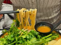 响铃卷-肥汁米蘭香港米线(长宁来福士店)