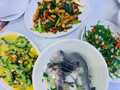 -旅南活海鲜-屏东(墾丁海鮮，海鮮餐廳，墾丁團體合菜，平價熱炒，墾丁熱炒店，活海鮮推薦，在地海鮮餐廳)