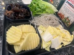 -一席地·本地鸡窝·杭帮鸡火锅(萧山银隆百货店)