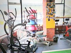 -GYMPLUS私教健身会馆(大悦城店)