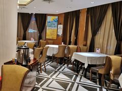 -老人和饭店(淮海中路店)
