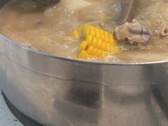 -肥仔文澳门猪骨煲(南京西路店)