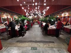 大堂-胡大饭馆 24h(簋街总店)