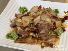 盐菜回锅-邛海风味特色菜馆