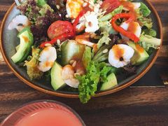 虾仁牛油果沙拉-RAC BAR(安福路店)