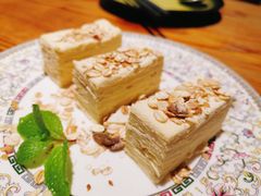 帕芙立-塔哈尔·新疆盛宴(城西银泰店)