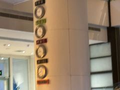 -喜鹊愉家酒店(郑州曼哈顿博览中心地铁站店)