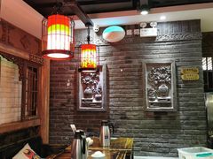 -张氏宽窄巷成都名小吃(茂业百货华强北店)