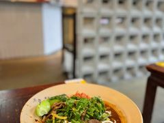 -方铲铲·成都板凳面(滨江银泰店)