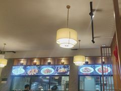 -严记小天府酸菜鱼(西四路店)