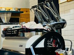 -Be Lived Cafe比例咖啡(摩天轮店)