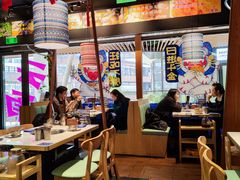 -瑞虹新天地月亮湾