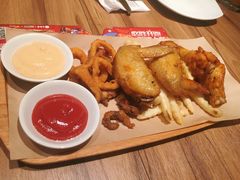 -必胜客(中大银泰店)