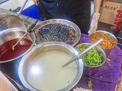 -黑色经典臭豆腐·湖南特产(坡子街店)