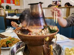 -一口猪海鲜浑锅·东北家常菜