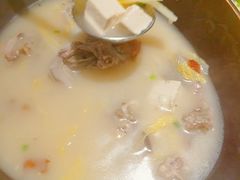 鸭架炖白菜豆腐汤-青年公社烤鸭(宝杨宝龙广场店)