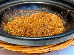 -阿瓦山寨·湘菜现炒·剁椒鱼头王(咸阳总店)