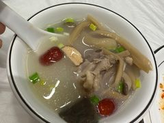 老母鸡汤-黄家老店·非遗灌汤包(晋安路店)
