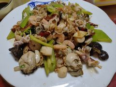 -乡府肉丁水饺(环山路店)