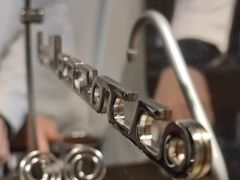 -Metal hands·铁手咖啡