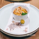 人均也不错。性价比很高 吃完饭直接可以南下塘溜达