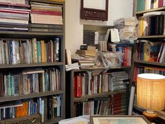 -邊城書店