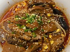 冒烤鸭-渝是乎酸菜鱼·川渝小炒(新世界百货望京店)
