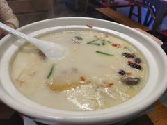 -老阿爸鲜鱼土菜(昆山花桥店)