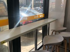 -便利蜂(河东区十一经路68号店)