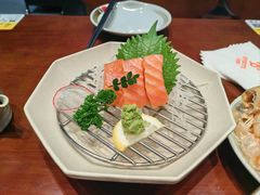 -8PINTS八品脱·日料·烧鸟·精酿小酒馆(莘庄店)