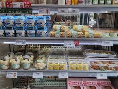 面包甜点陈列柜-仟吉(沿港路店)