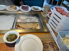 -蒙肥羊·酸汤潮牛·鲜牛肉火锅烤肉自助(岗顶店)