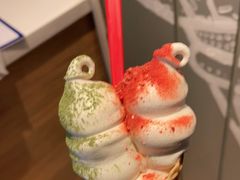 -DQ·蛋糕·冰淇淋(河东万达店)