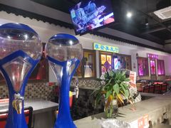 -马路牙子烧烤音乐酒馆(望京店)