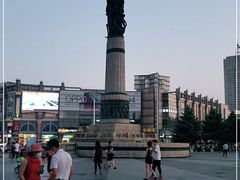 -人民防洪胜利纪念塔