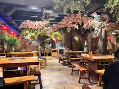 -城墙拐拐火锅(三峡广场黑金冠店)