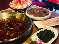 -红牌美蛙鱼头火锅(万辉国际广场店)